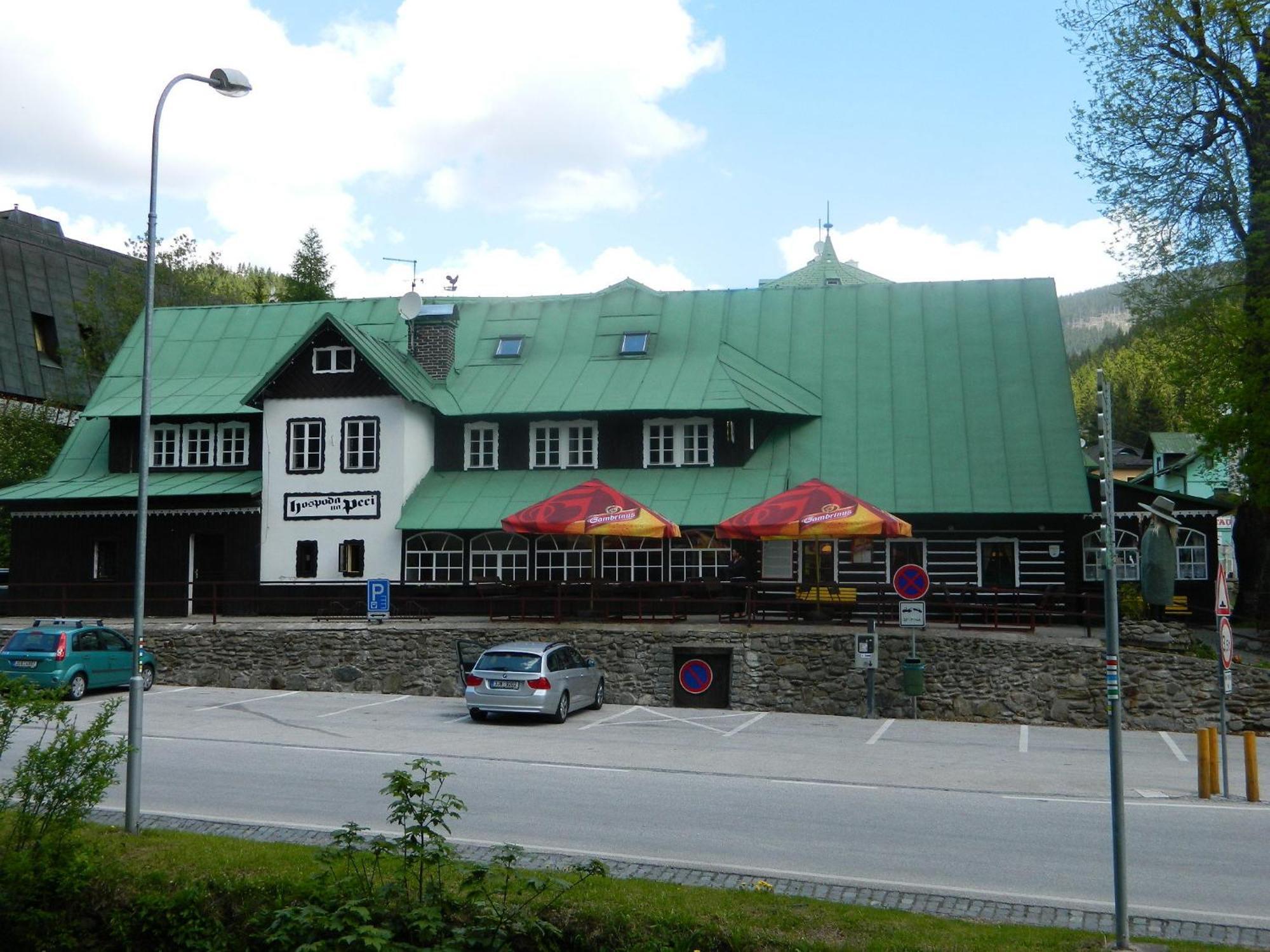 Hospoda Na Peci Pec pod Snezkou Luaran gambar