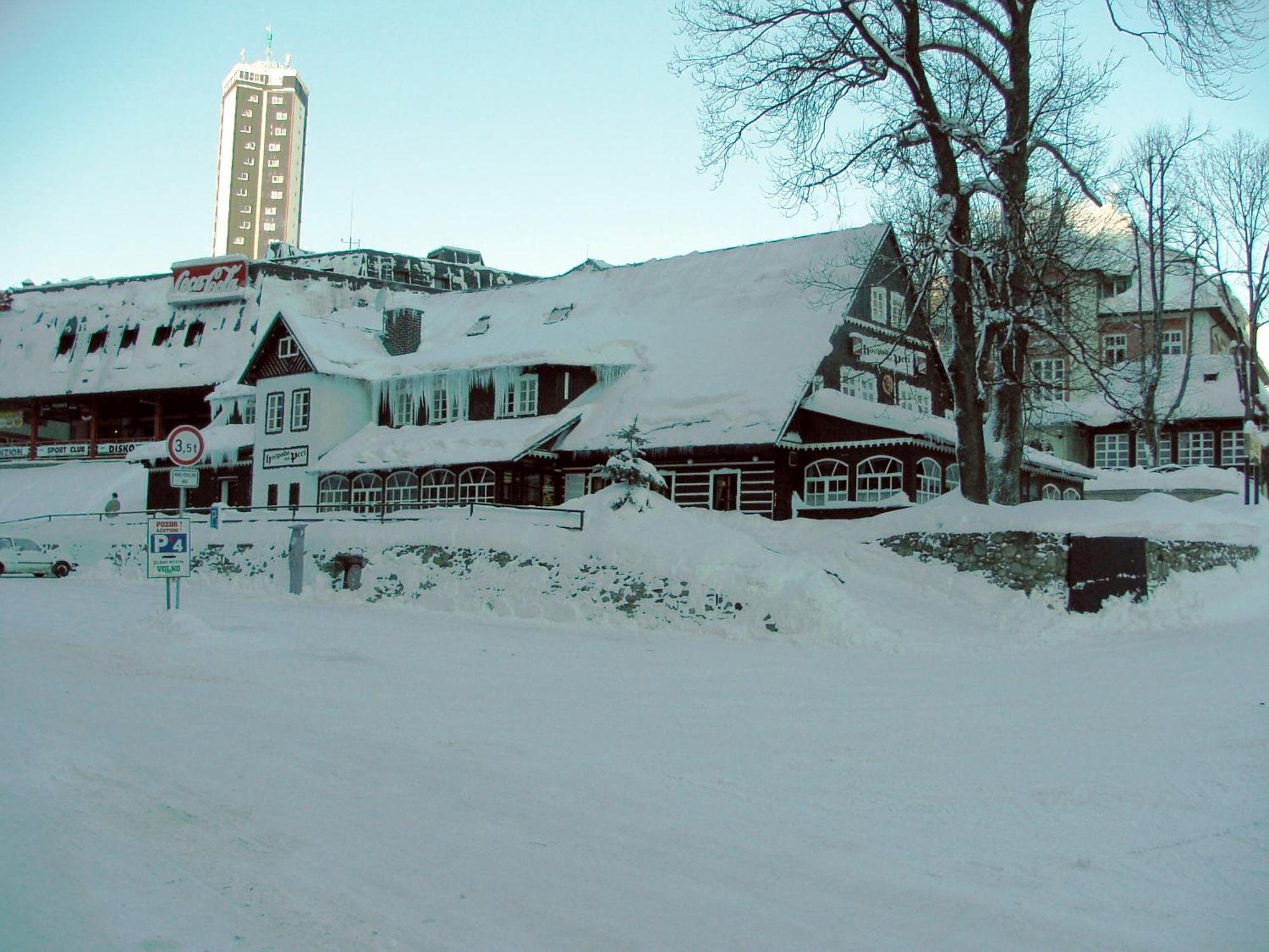 Hospoda Na Peci Pec pod Snezkou Luaran gambar